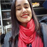 Profesora de matemáticas imparte clases particulares a estudiantes de primaria y secundaria (ESO)